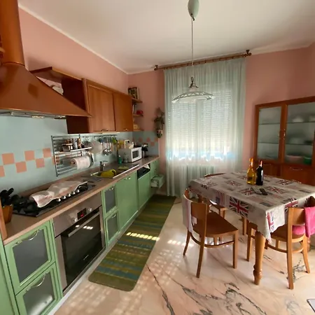 Roby's Apartment